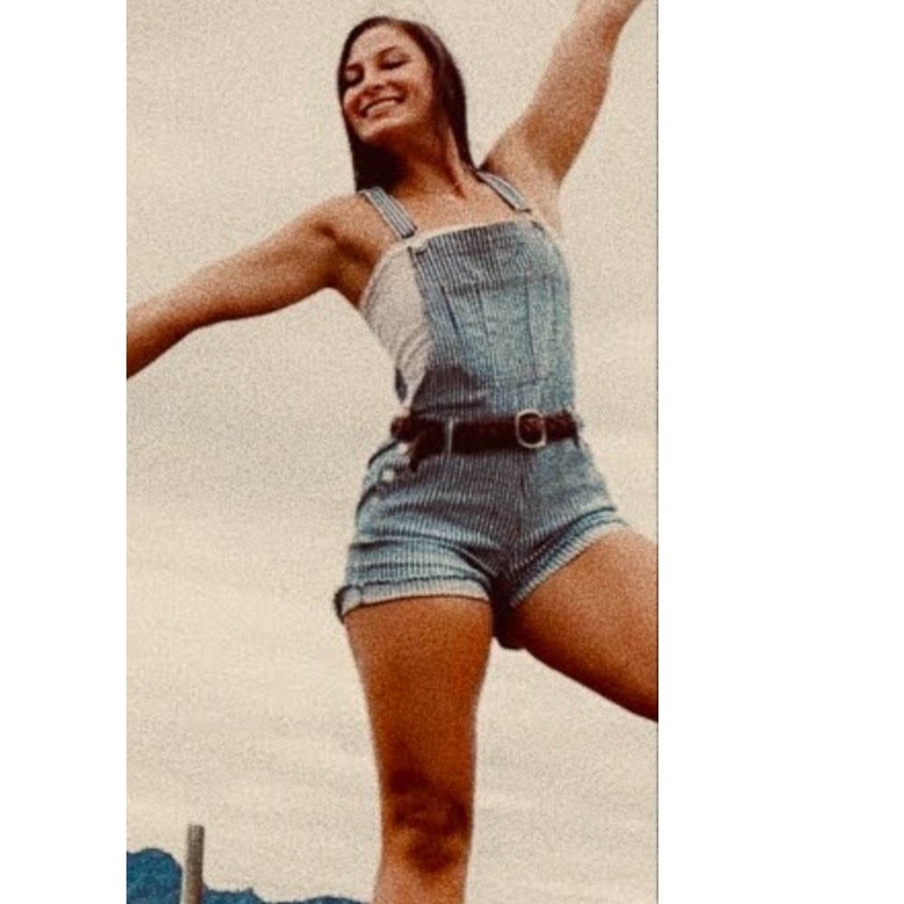 Overall shorts